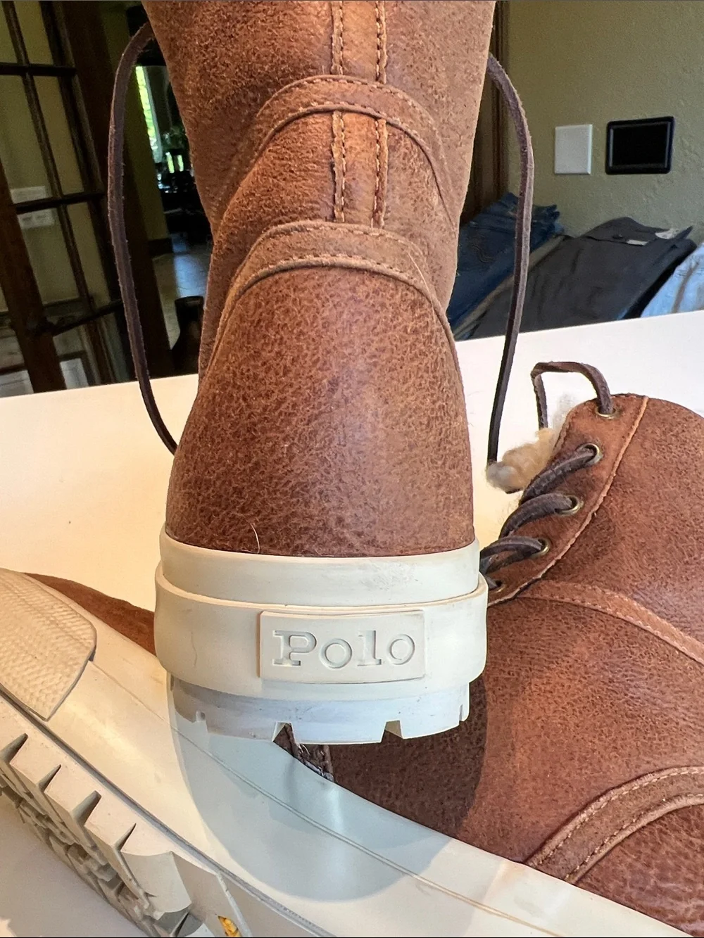 Polo Ralph Lauren Shearling Boots  Lamb Suede Hiking Vibram Sole SZ 9